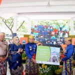 Gubernur Sulsel serahkan Rp800 juta untuk Masjid Raya Bantaeng-1670468006