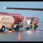 Ilustrasi pengisian bahan bakar avtur. ANTARA/ (HO-PERTAMINA)-1670491666