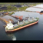 Kegiatan di Pelabuhan Pulau Baai Kota Bengkulu terkait ekspor batubara. ANTARA/Anggi Mayasari-1670830504