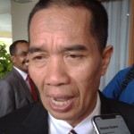 Kepala DPMPTSP Provinsi Malut, Bambang Hermawan (Abdul Fatah)-1670488903