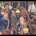 Melestarikan budaya Jawa di "ngunduh mantu" Kaesang-Erina-1670741150