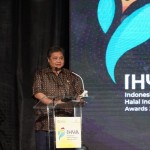Menteri Koordinator Bidang Perekonomian Airlangga Hartarto dalam acara Indonesia Halal Industry Award (IHYA) 2022 di jakarta, Minggu. (Kemenko Perekonomian)-1670737695