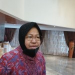 Menteri Sosial (Mensos) Tri Rismaharini saat ditemui wartawan di Gedung Aneka Bhakti Kemensos, Jakarta, Jumat (09/12/2022). (ANTARA/Rizka Khaerunnisa)-1670558784