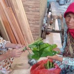 Pedagang keliling kaum perempuan di Lebak bangkitkan ekonomi-1670489783