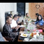 Wali Kota Makassar Moh Ramdhan Pomanto menjamu Pengurus PMTI di kediamannya di Jalan Amirullah Makassar. ANTARA/HO/Pemkot Makassar-1670559527