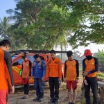 Basarnas Banten sisir warga hanyut di Sungai Ciujung-1679033884