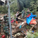 Dua orang tewas akibat longsor TPT rel kereta api di Empang Bogor-1678848295