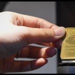 Emas tembus 2.000 dolar karena kekhawatiran perbankan global berlanjut-1679383529