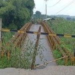 Jembatan amblas. (ANTARA/HO-Pemkab Purwakarta)-1678270252