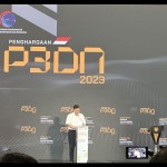 Luhut rekomendasikan sanksi bagi yang tidak belanja produk lokal-1678863470
