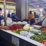 Perdagangan satur mayur di Pasar Cisalak Depok Jawa Barat. (ANTARA/Foto: istimewa)-1679389206