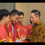 Pemkot Palembang berikan bonus ke puluhan atlet taekwondo-1696848828