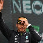 Foto arsip - Pembalap tim Mercedes Lewis Hamilton. (Antara/AFP/ANDREJ ISAKOVIC)-1699338889