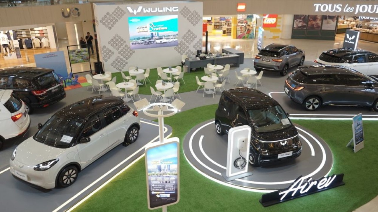 Wuling Motors (Wuling) melanjutkan rangkaian pameran mall dalam rangka menyambut perayaan ulang tahun ke-8 ke Surabaya, Jawa Timur. (Foto: Istimewa/Wuling)