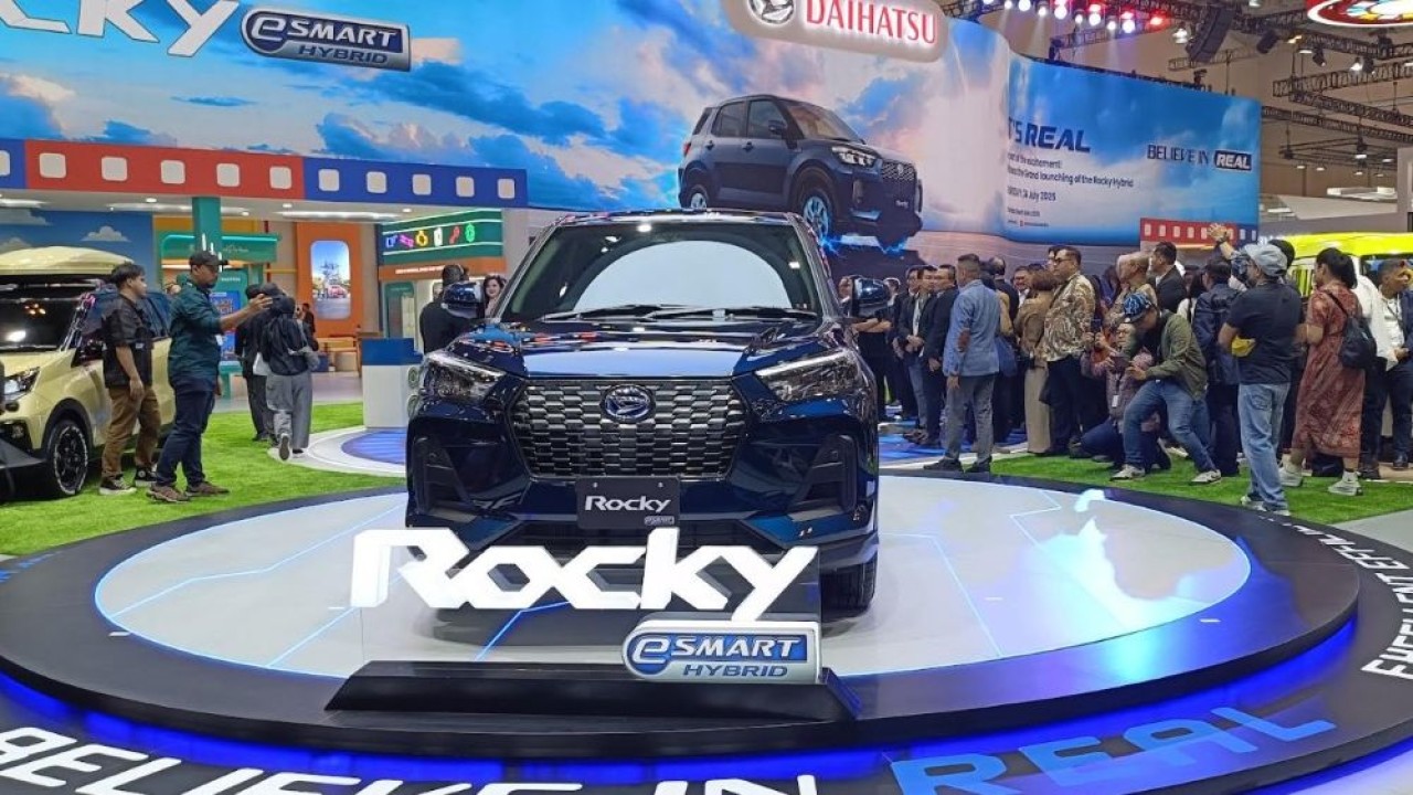 Daihatsu Rocky e-Smart Hybrid. (Foto: Adiantoro/NTV)
