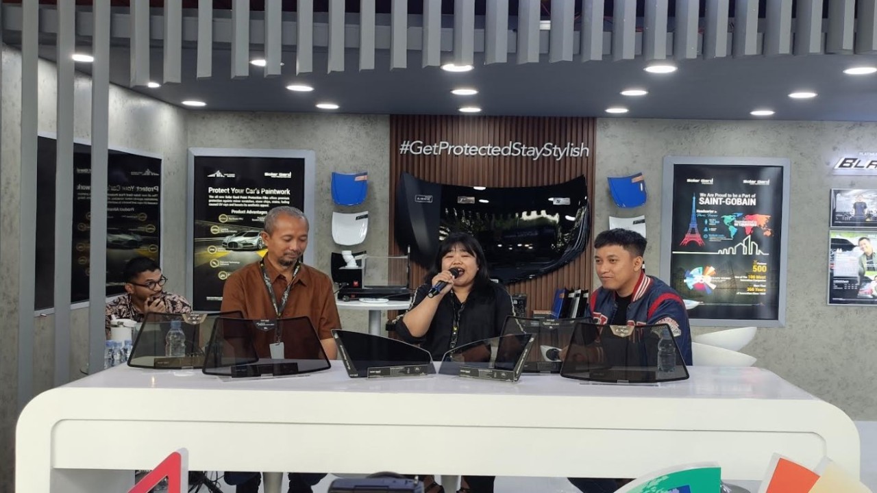 Fitra Eri menegaskan pentingnya penggunaan kaca film yang berkualitas. (Foto: Adiantoro/NTV)