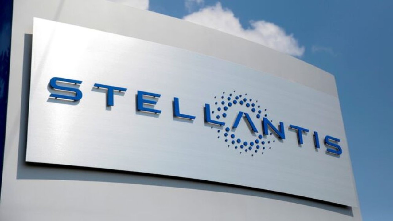 Ilustrasi. Logo Stellantis. (Foto: Reuters)