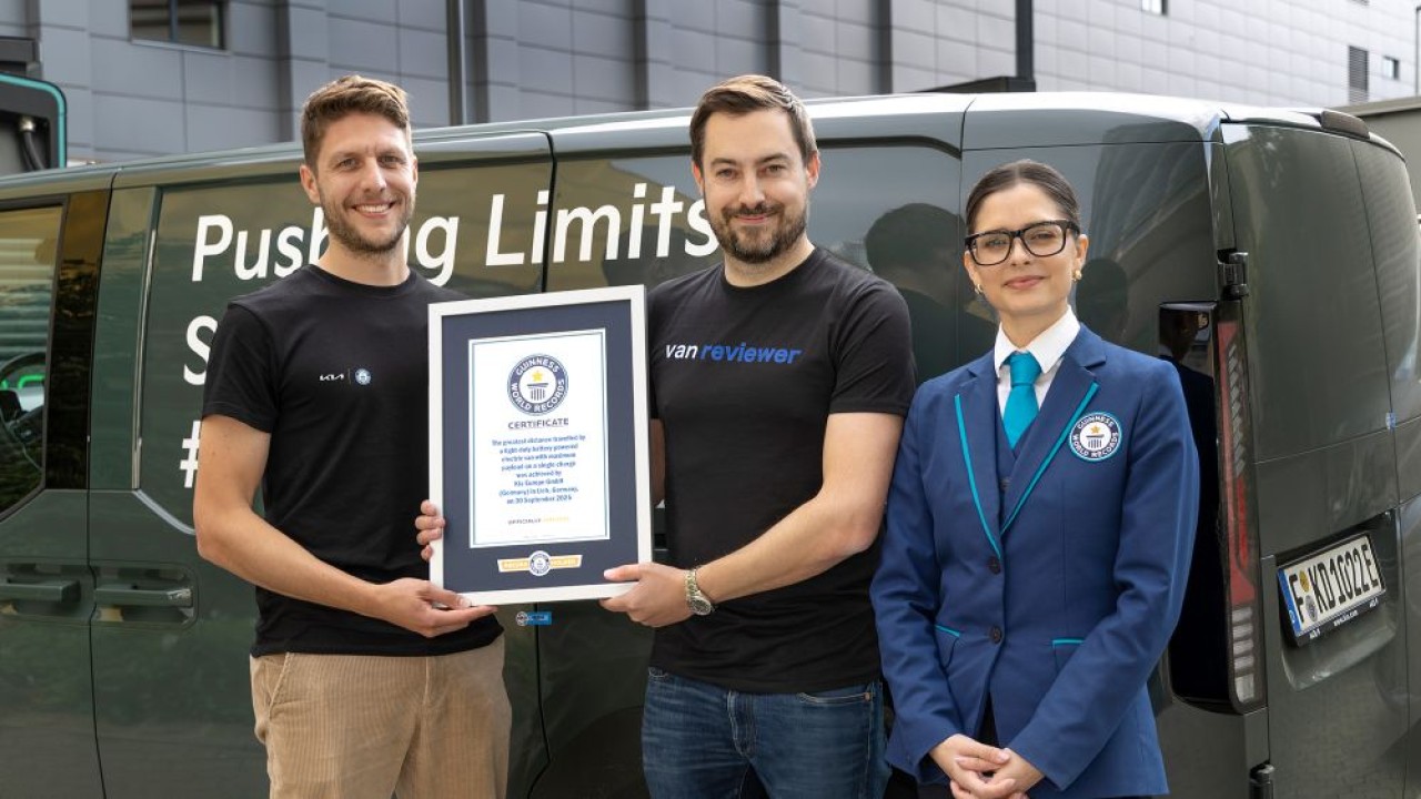 Kia PV5 Cargo meraih penghargaan Guinness World Records untuk kendaraan komersial ringan listrik (eLCV). (Foto: Istimewa)