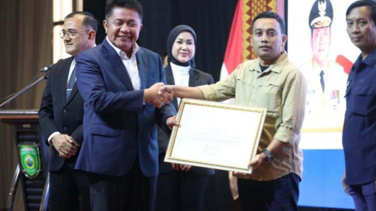 Pemerintah Provinsi Sumatera Selatan resmi meluncurkan website ‘Sumsel Cek Fakta’ sebagai platform verifikasi informasi, bersamaan dengan pelantikan pengurus Bakohumas Sumsel periode 2025–2030. (dok amsi)