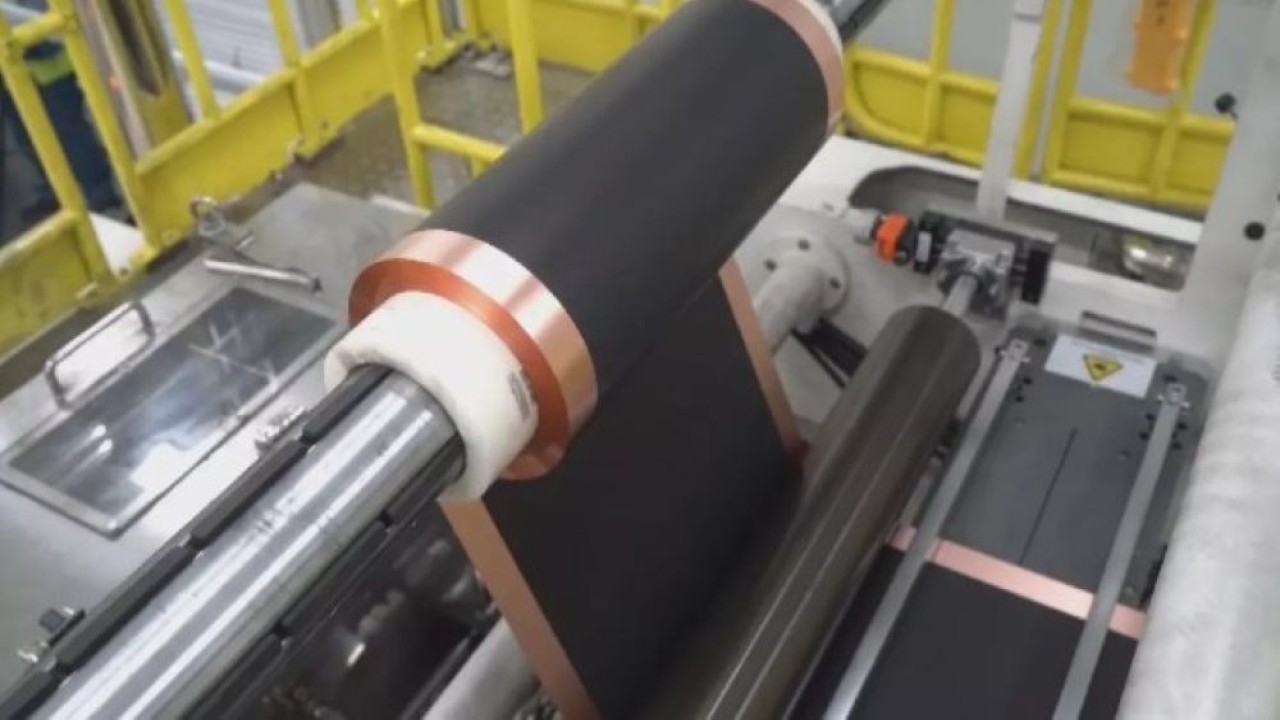 Baterai solid-state berkapasitas besar pertama di China sedang dalam pengujian produksi. (Foto: Istimewa)