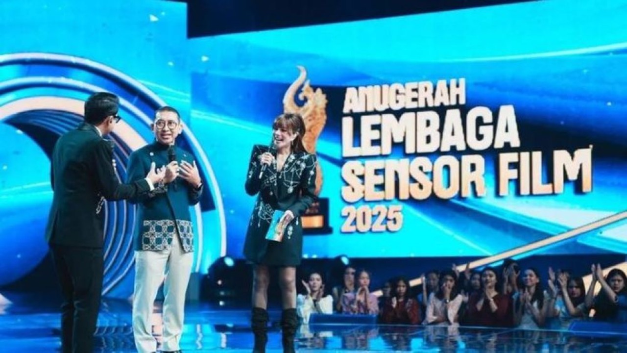 Menteri Kebudayaan Fadli Zon dalam Anugerah Lembaga Sensor Film (LSF) tahun 2025. ANTARA/ (HO-Kementerian Kebudayaan)