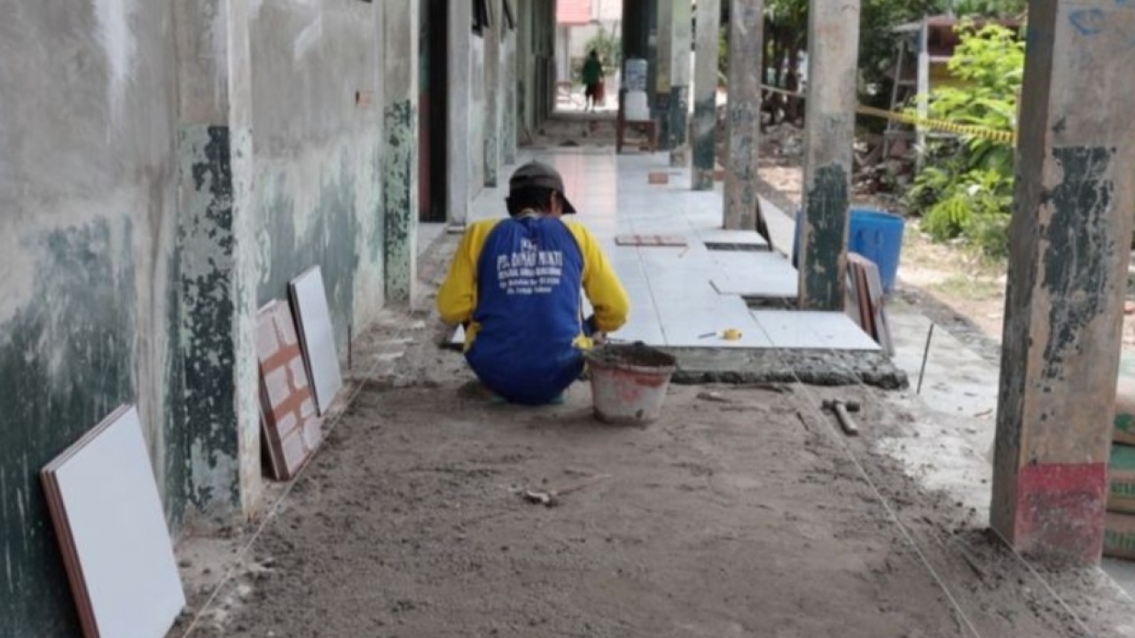 Renovasi Sekolah (Istimewa)