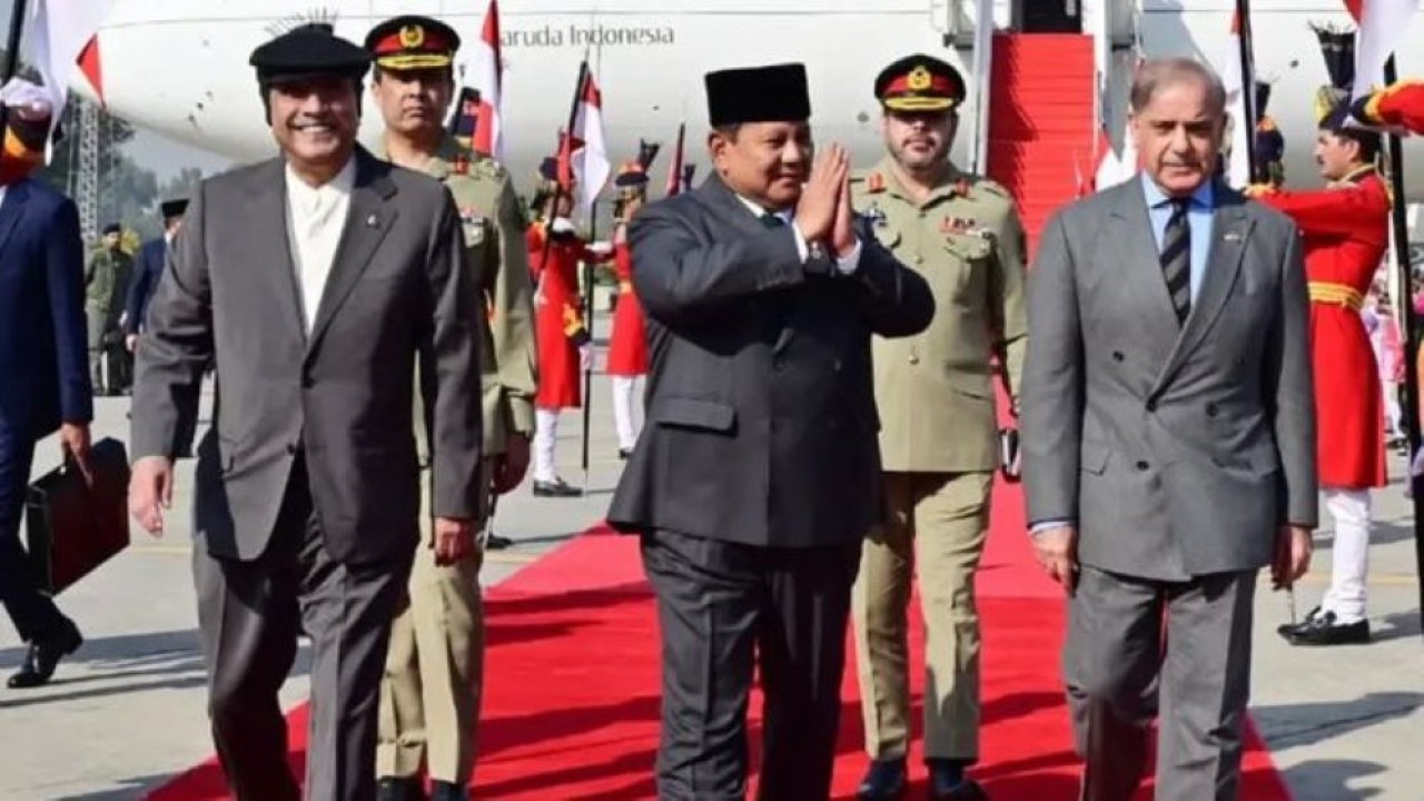 Presiden Prabowo Subianto tiba di Pakistan (Istimewa)