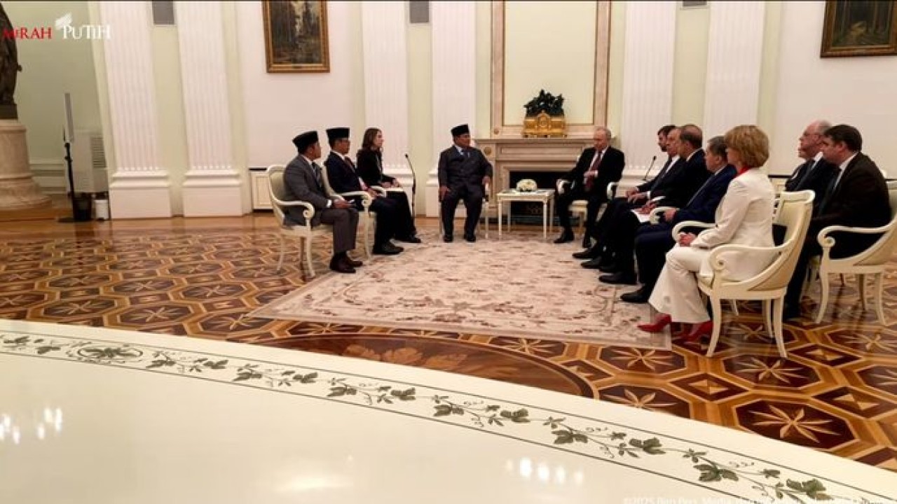 Pertemuan Presiden Prabowo Subianto dan Vladimir Putin di Moskow Rusia (Setpres)