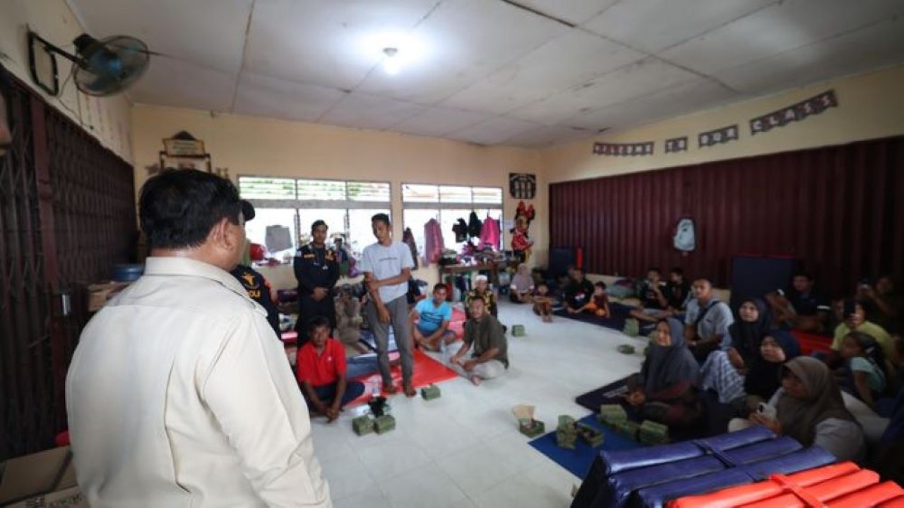 Presiden RI Prabowo Subianto tiba di Posko Pengungsian (Istimewa)