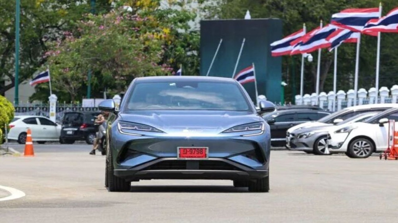 BYD Sealion 7-1775758335