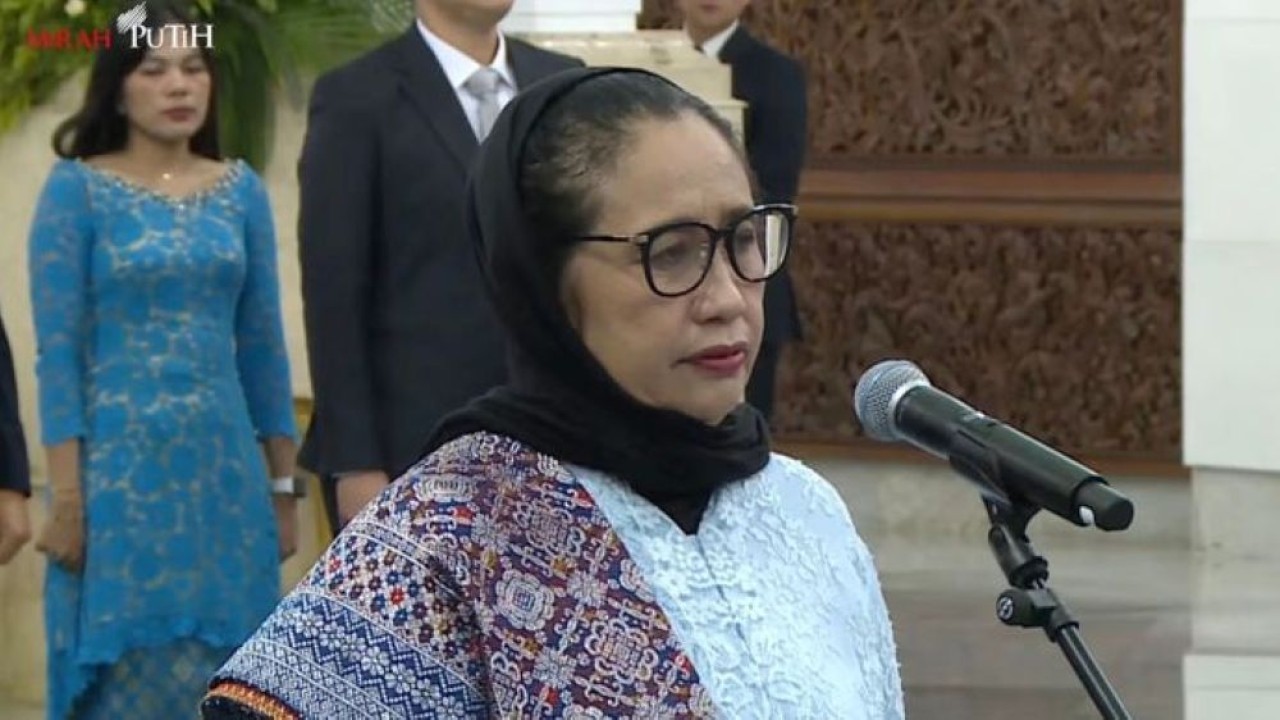 Kepala Badan Gizi Nasional (BGN) Nanik Sudaryati Deyang. (Foto: YouTube)