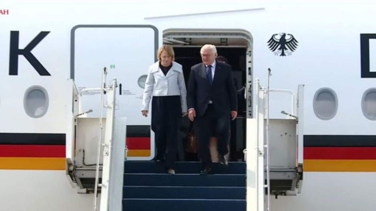 Presiden Jerman, Frank-Walter Steinmeier, tiba di Bandar Udara Lanud Halim Perdanakusuma Senin, 15 Juni 2026. (Foto: Istimewa)
