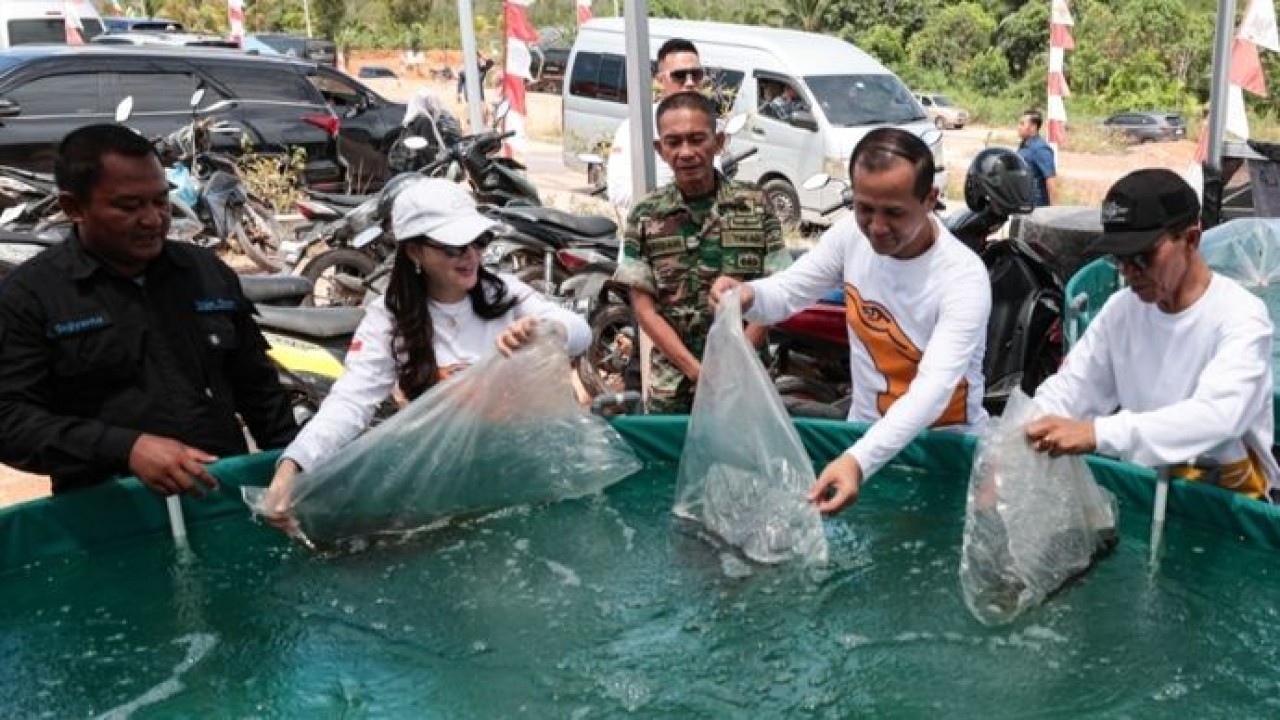 Menteri Transmigrasi M. Iftitah Sulaiman (Dokumentasi)