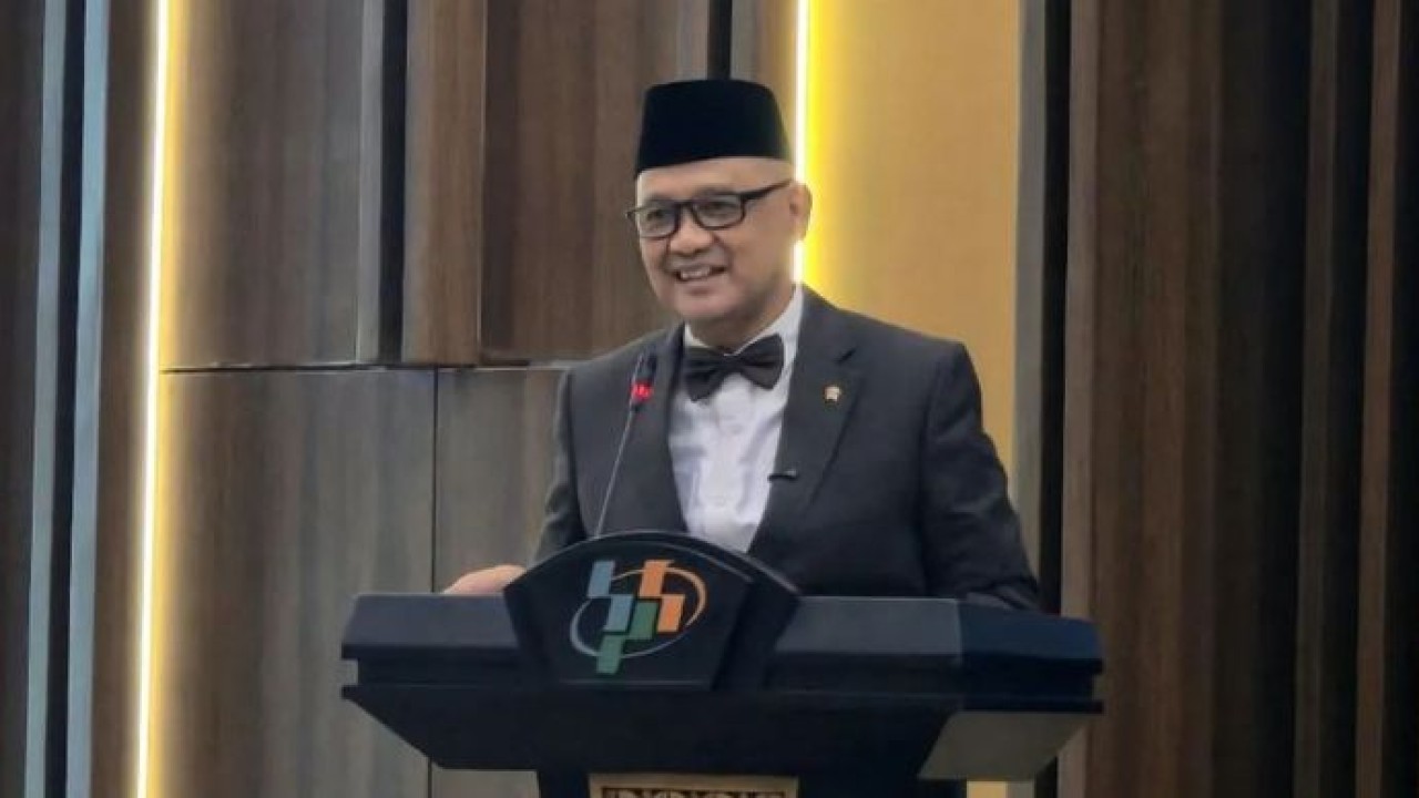 Menteri Haji dan Umrah Mochammad Irfan Yusuf saat rilis hasil survei Indeks Kepuasan Layanan Haji Indonesia (IKLHI) di Kantor BPS, Jakarta, Kamis (6/8/2026) (Antara)