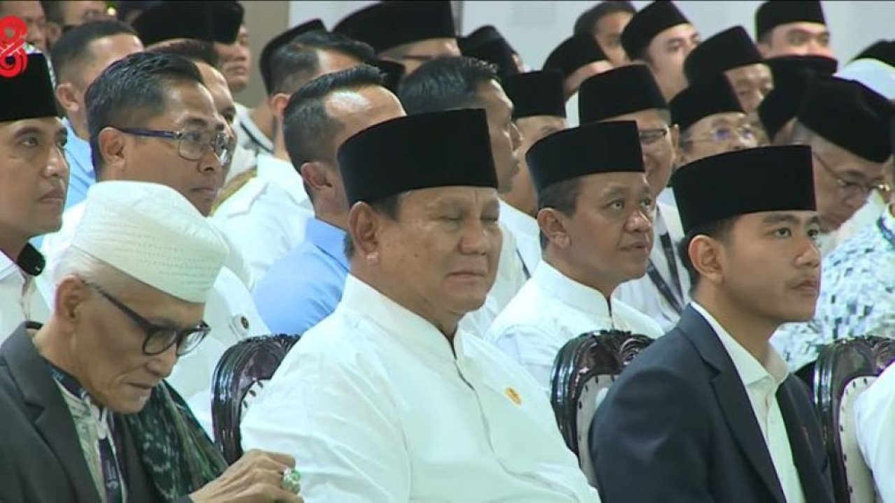 Presiden Prabowo Subianto bersama Wakil Presiden (Wapres) Gibran Rakabuming Raka tiba di Pondok Pesantren Bahrul Ulum Tambakberas, Kabupaten Jombang, Jawa Timur, Kamis, 27 Agustus 2026. (Foto: Istimewa)